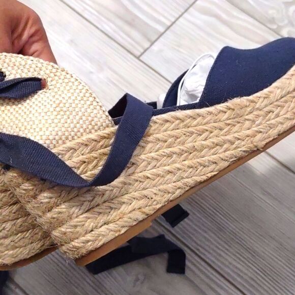 (37-4241) Amazon Essentials Women's Mid Wedge Espadrille Sz 11 - Picture 7 of 9